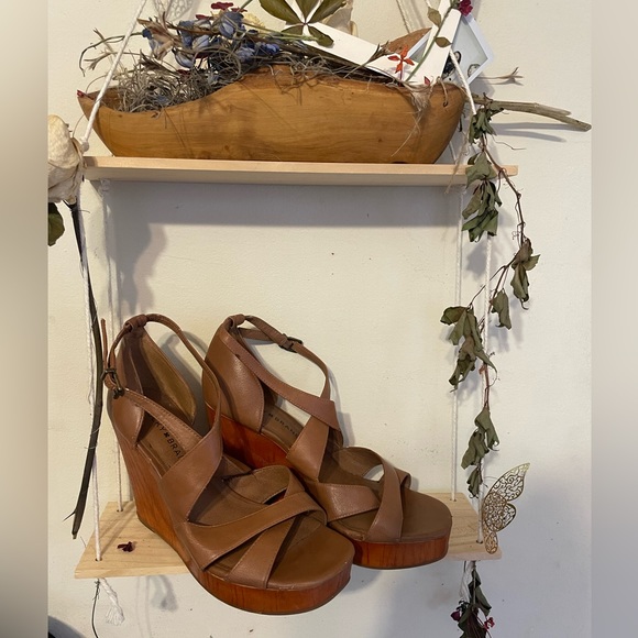 LUCKY BRAND wedge heels size 8 - Picture 2 of 7